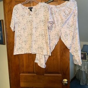 Rene Rofe Floral Pajama Set - Cream and Gray